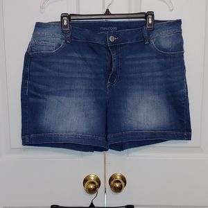 Ladies shorts from Maurices size 20
